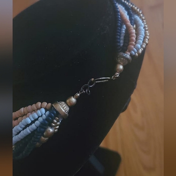 Multicolored earth tone Multiple Beaded Necklace. 🌴 - Picture 7 of 8